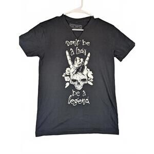 Human Unlimited Don't Be A Lady Be A Legend Skull Graphic V-Neck Tee Womens XS